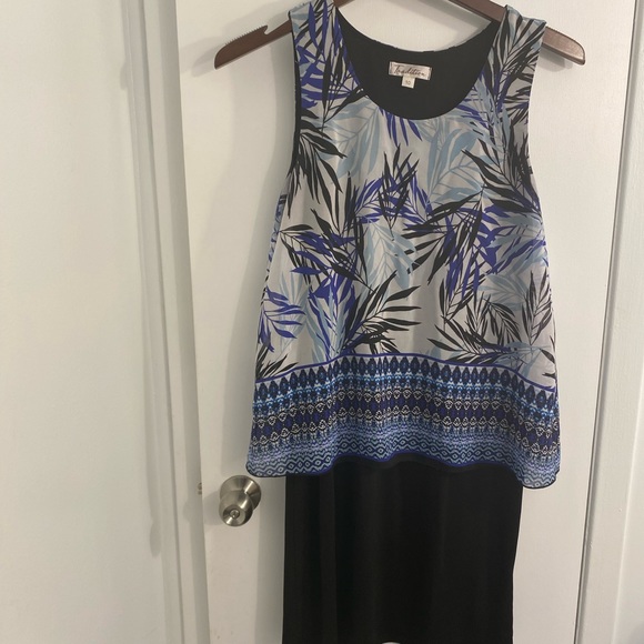 Floral dress relaxed fit - Picture 1 of 3